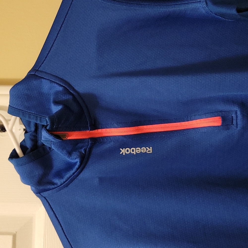 Nice Reebok fleece - Picture 4 of 6